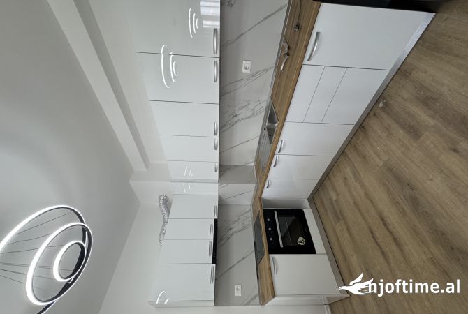 Shtepi me qera 2+1 ne Tirane - 500 Euro