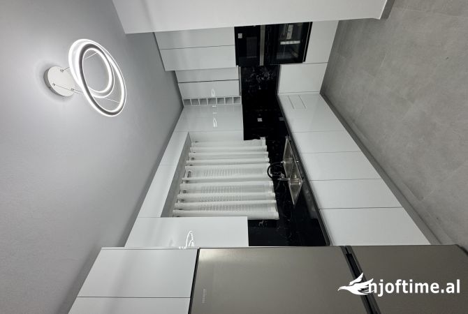Shtepi me qera 2+1 ne Tirane - 500 Euro