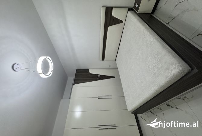 Shtepi me qera 2+1 ne Tirane - 500 Euro