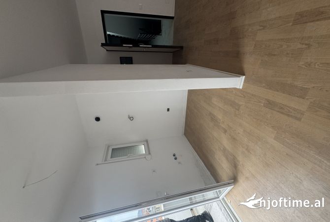 Shtepi ne shitje 2+1 ne Tirane - 130,000 Euro