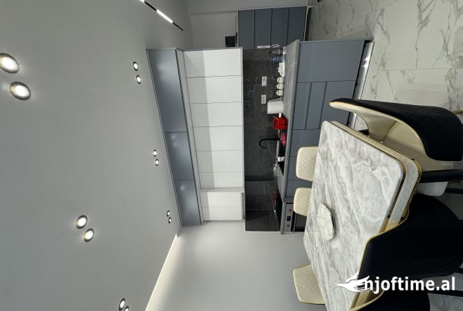 Shtepi me qera 2+1 ne Tirane - 800 Euro