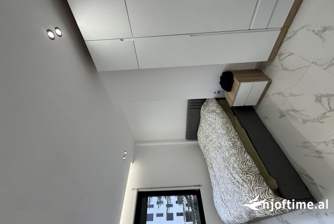 Shtepi me qera 2+1 ne Tirane - 800 Euro