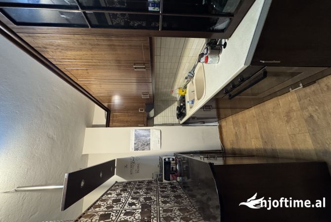 Shtepi me qera 2+1 ne Tirane - 450 Euro