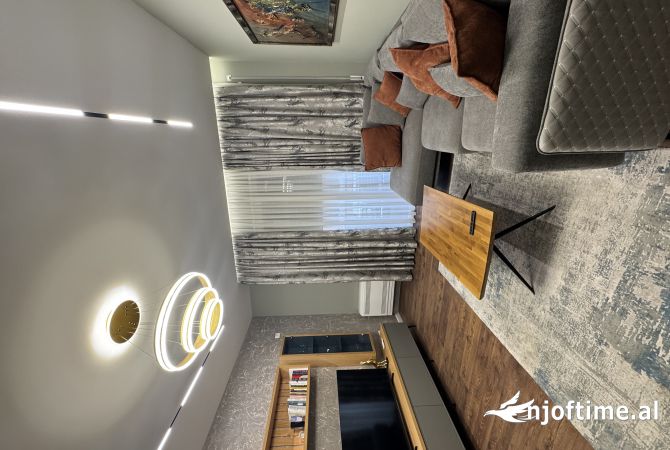 Shtepi me qera 2+1 ne Tirane - 550 Euro