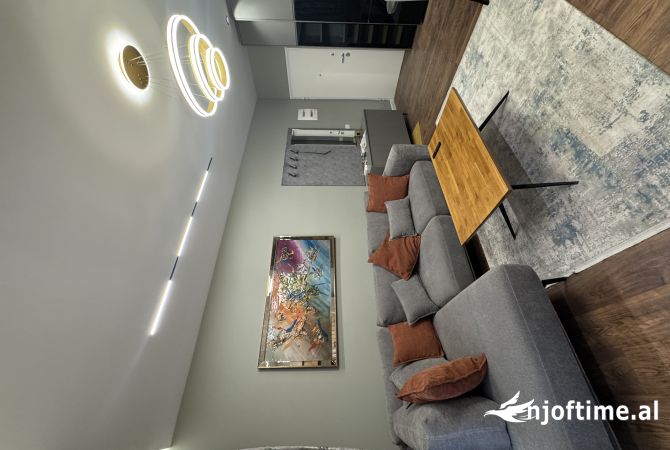 Shtepi me qera 2+1 ne Tirane - 550 Euro
