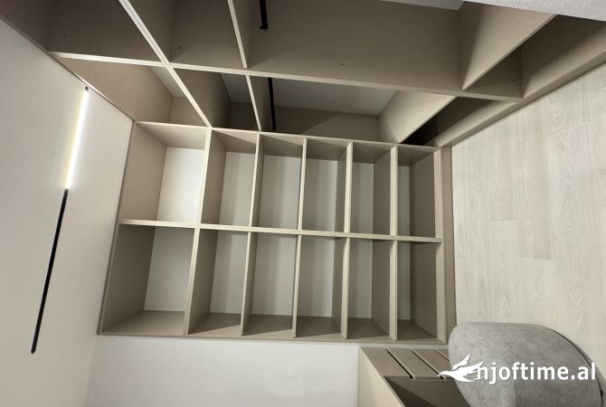 Shtepi me qera Apartament ne Tirane, 1+1, Mobilimi E mobiluar, Pagesa 550  Euro.