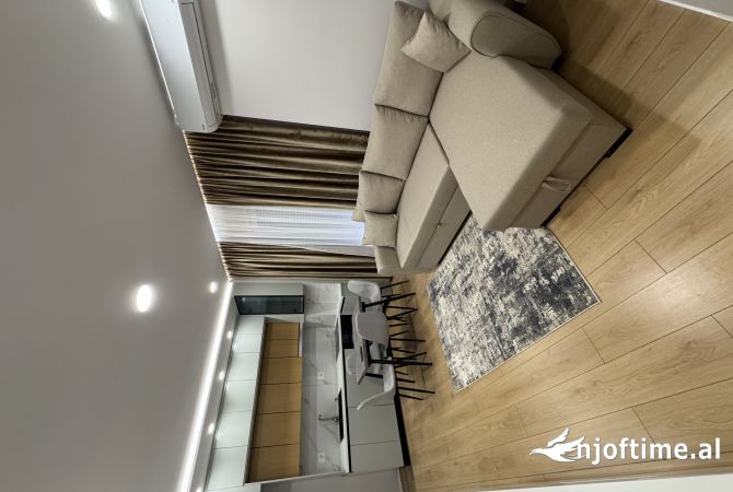 Shtepi me qera 1+1 ne Tirane - 450 Euro