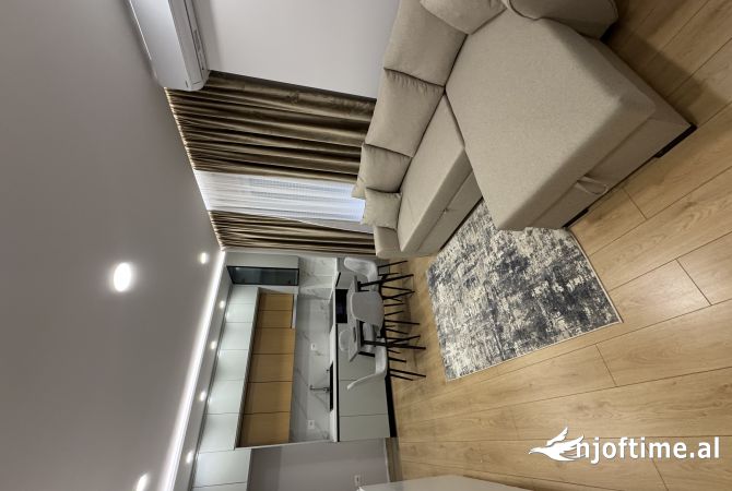 Shtepi me qera 1+1 ne Tirane - 450 Euro
