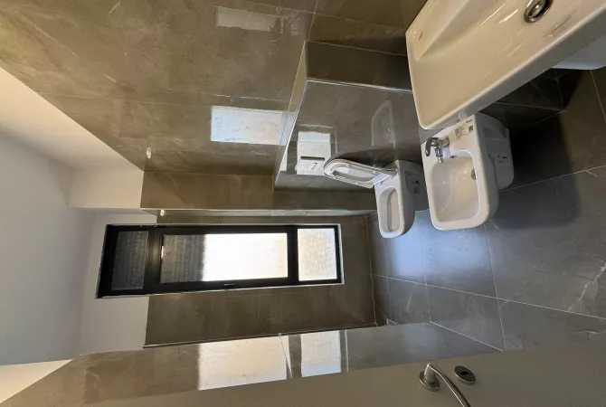 Shtepi me qera Apartament ne Tirane, 1+1, Mobilimi E mobiluar, Pagesa 450  Euro.