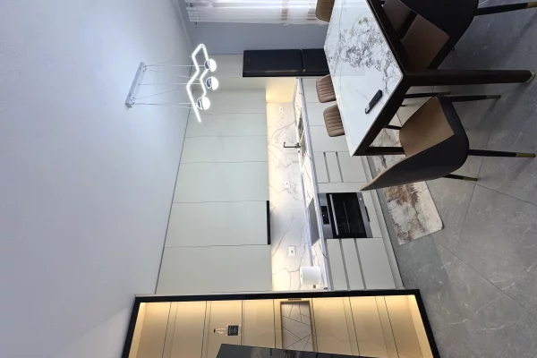 Shtepi me qera 2+1 ne Tirane - 700 Euro