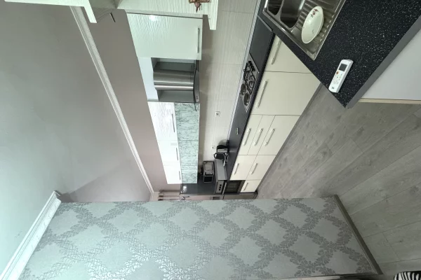 Shtepi me qera 2+1 ne Tirane - 450 Euro