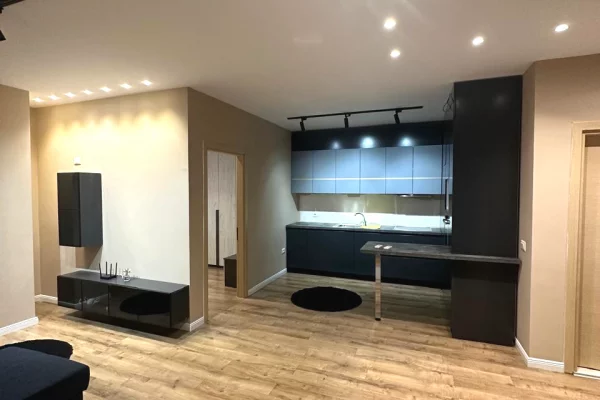 Shtepi me qera 1+1 ne Tirane - 450 Euro