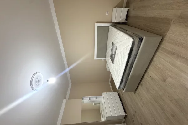 Shtepi me qera Apartament ne Tirane, 2+1, Mobilimi E mobiluar, Pagesa 500  Euro.