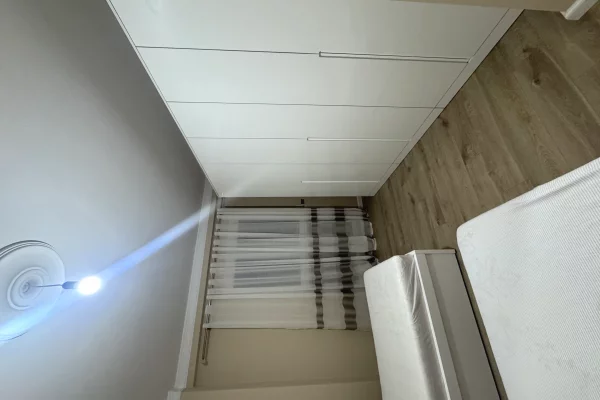 Shtepi me qera Apartament ne Tirane, 2+1, Mobilimi E mobiluar, Pagesa 500  Euro.