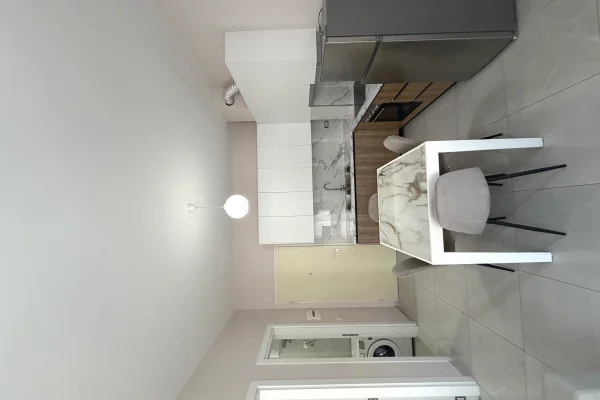 Shtepi me qera 1+1 ne Tirane - 40,000 Leke