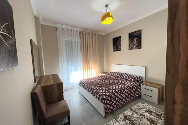 Shtepi me qera 2+1 ne Tirane - 600 Euro