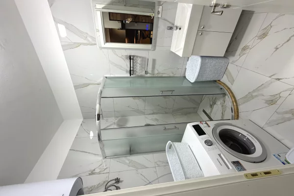 Shtepi me qera Apartament ne Tirane, 1+1, Mobilimi E mobiluar, Pagesa 55,000  Leke.