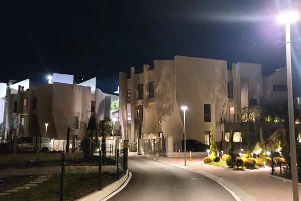 Shtepi me qera Vila Luksoze ne Tirane, 5+1, Mobilimi E mobiluar, Pagesa 5,000  Euro.