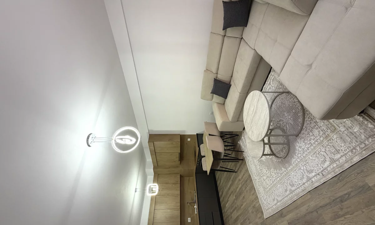 Appartamento in affitto a Tirana 1+1, Arredato