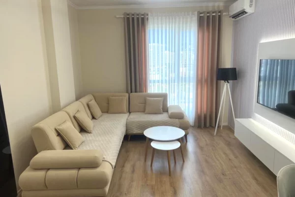 Apartament per qira 2+1 tek paskuqani cmimi 550 euro