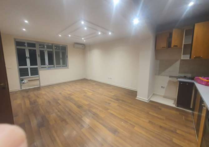 Shtepi ne shitje Apartament ne Tirane, 2+1, Mobilimi Bosh, pa mobiluar, Pagesa 113,000  Euro.