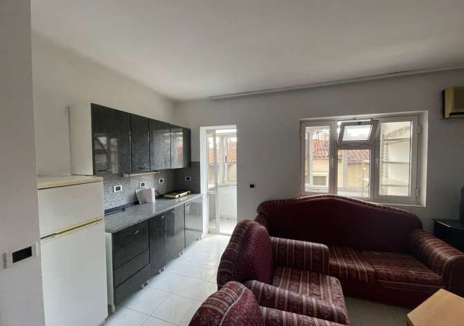 Shtepi ne shitje Apartament ne Tirane, 1+1, Mobilimi E mobiluar, Pagesa 72,000  Euro.