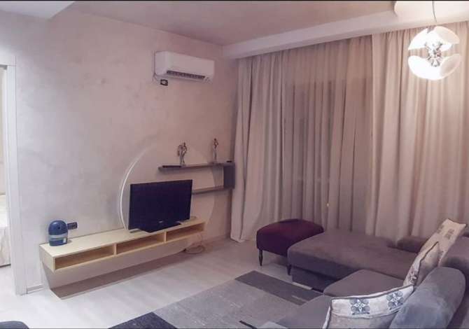 Shtepi ne shitje Apartament ne Tirane, 1+1, Mobilimi E mobiluar, Pagesa 78,000  Euro.