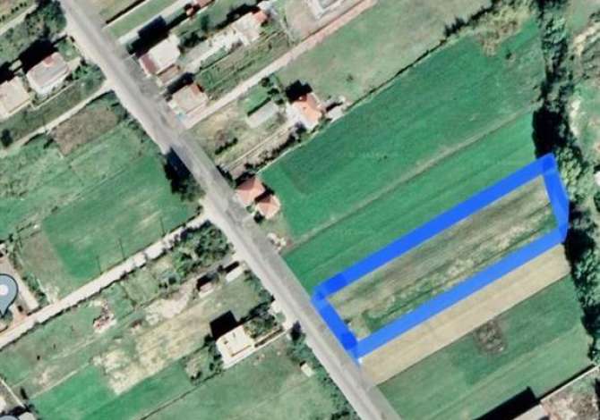 Truall ose Toke ne Tirane - 700 Euro
