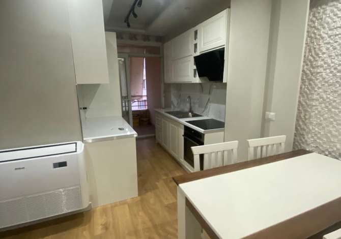 Shtepi me qera 2+1 ne Tirane - 400 Euro