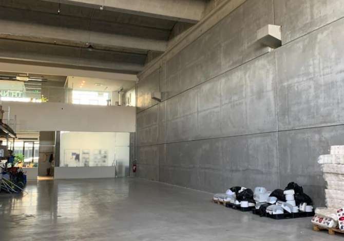 Shitet kapanon tek Tirana industrial Park , rruga Aeroportit 