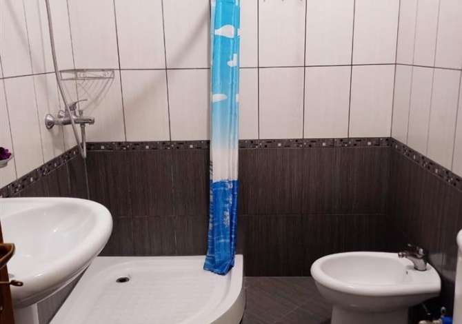 Shtepi me qera 1+1 ne Tirane - 30,000 Leke