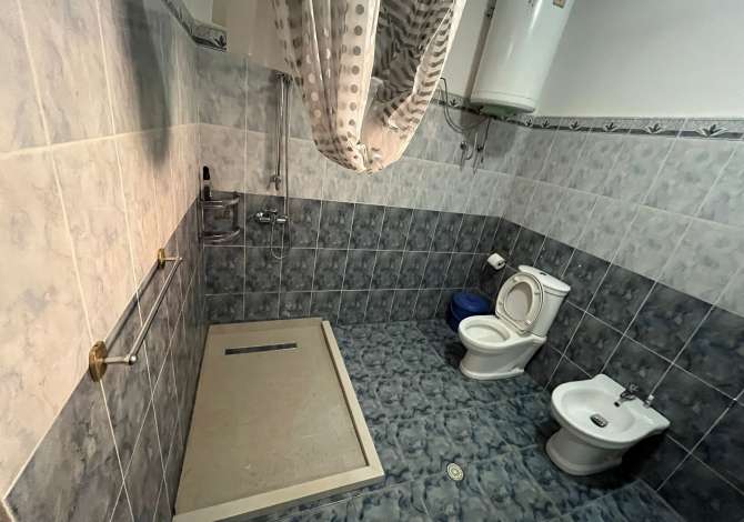 Shtepi me qera Shtepi Private ne Tirane, 1+1, Mobilimi E mobiluar, Pagesa 350  Euro.