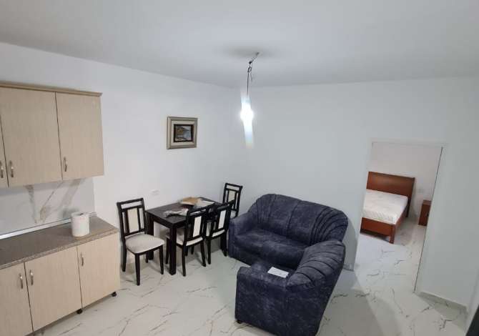 Shtepi me qera 1+1 ne Tirane - 35,000 Leke