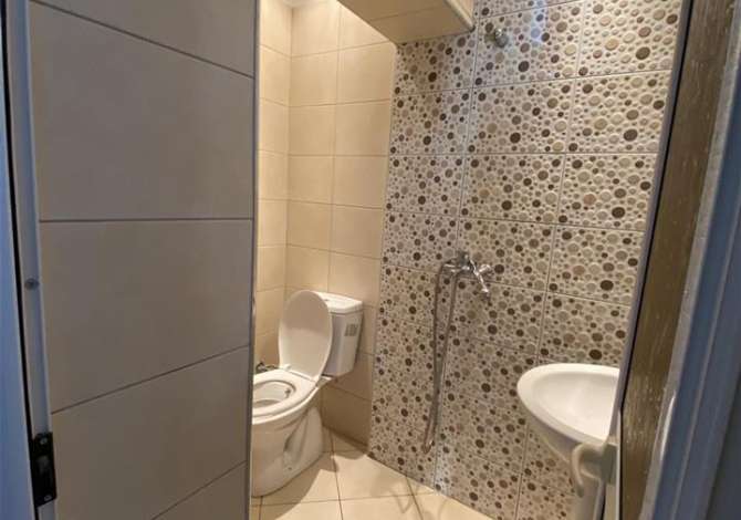 Shtepi me qera Apartament ne Tirane, Garsoniere, Mobilimi E mobiluar, Pagesa 38,500  Leke.