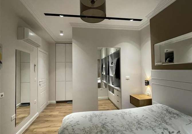 Shtepi me qera Apartament ne Tirane, 2+1, Mobilimi E mobiluar, Pagesa 750  Euro.