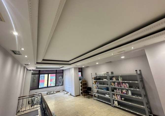 Ambient biznesi me qera 1+1 ne Tirane - 1,100 Euro