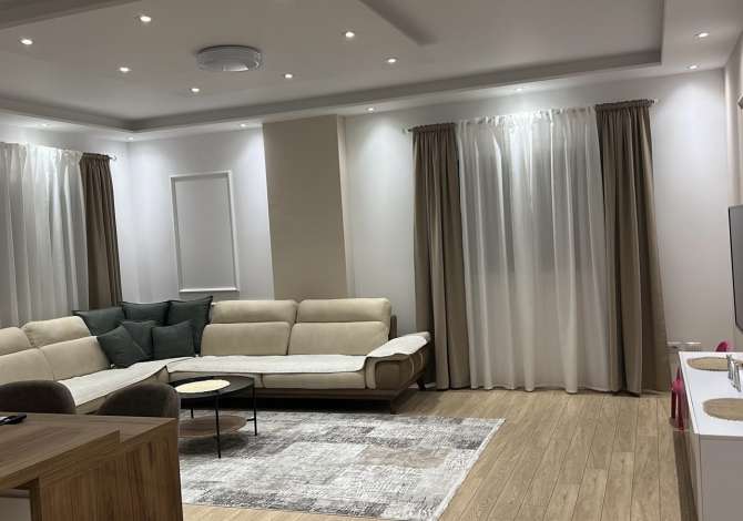 Shtepi me qera 3+1 ne Tirane - 1,000 Euro