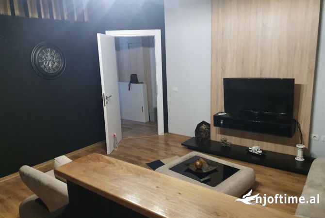 Shtepi ne shitje 2+1 ne Tirane - 150,000 Euro