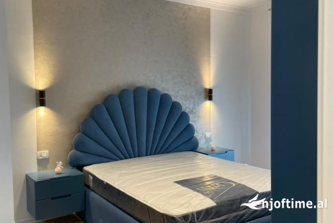 Shtepi me qera 2+1 ne Tirane - 800 Dollar