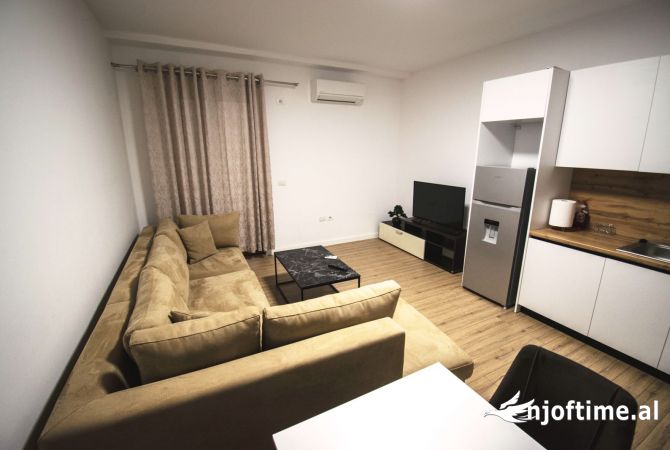 Shtepi ne shitje 1+1 ne Tirane - 13,300,000 Leke