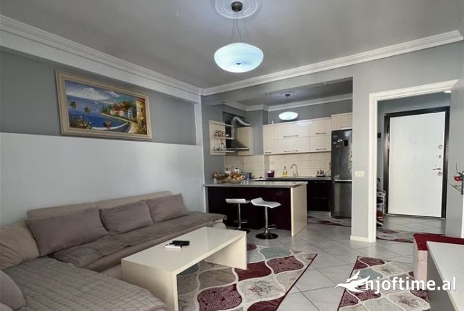 Shtepi ne shitje 1+1 ne Tirane - 135,000 Euro