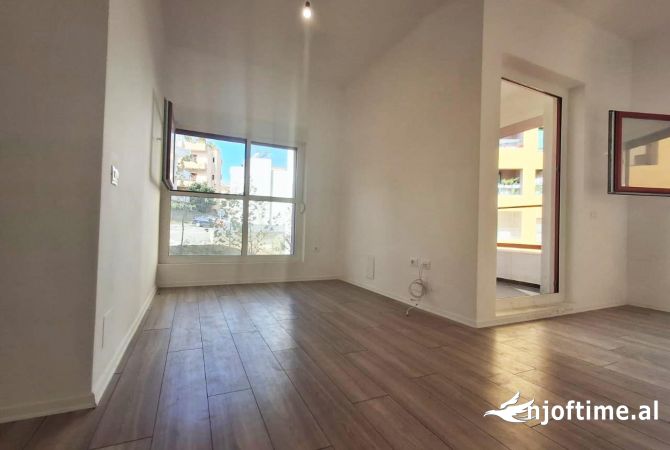 Shtepi ne shitje 1+1 ne Tirane - 93,000 Euro