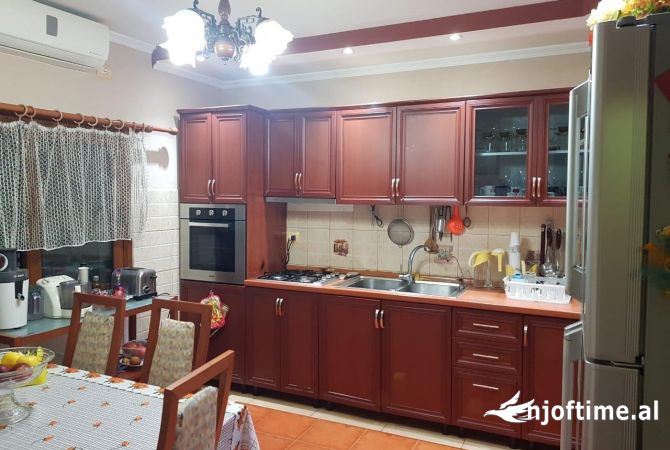 House for Sale 4+1 in Tirana - 380,000 Euro