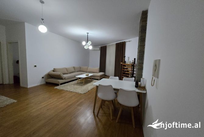 Shtepi me qera 1+1 ne Tirane - 600 Euro