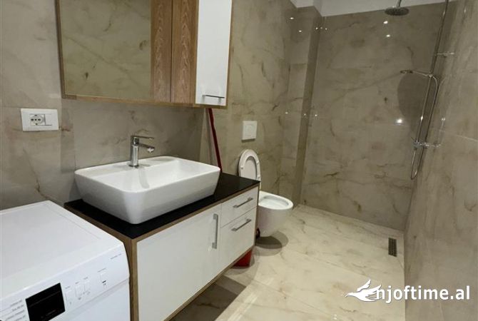 Shtepi me qera 1+1 ne Tirane - 750 Euro
