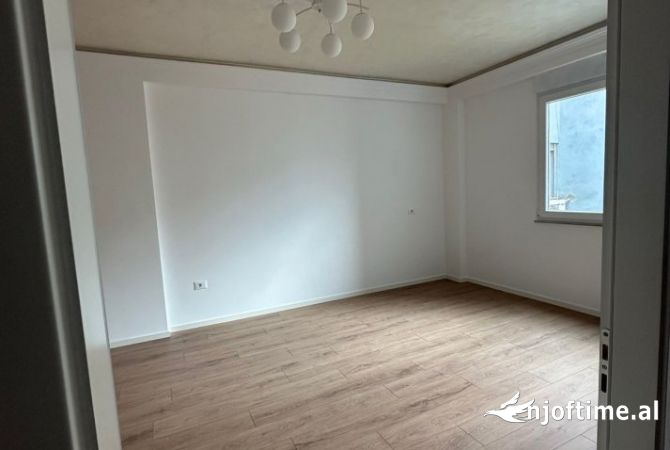 Shtepi ne shitje 2+1 ne Tirane - 2,100,000 Euro