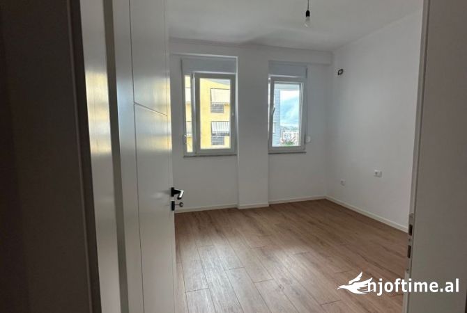 Shtepi ne shitje 2+1 ne Tirane - 2,100,000 Euro
