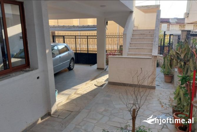 Shtepi me qera 3+1 ne Tirane - 450 Euro