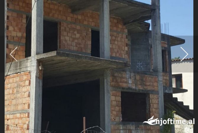 Shtepi ne shitje 6+1 ne Tirane - 200,000 Euro