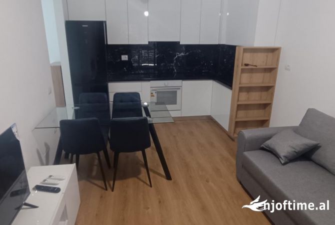 Shtepi me qera 1+1 ne Tirane - 50,000 Leke